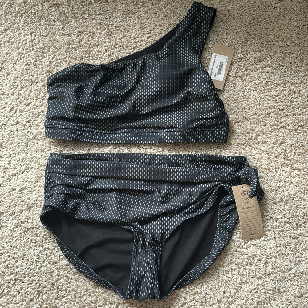 Albion Swim Midnight Dash set